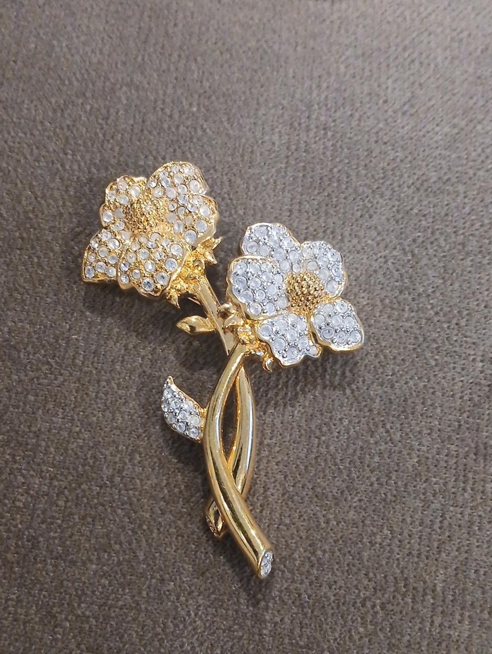 Vintage Swan Stamp Swarovski Double Blossom Flower Brooch